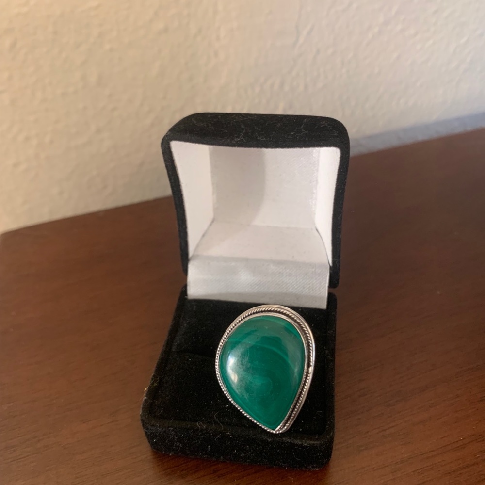 Vintage Southwest Sterling Silver Ring Green Stone